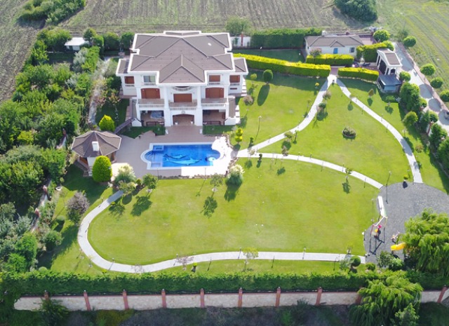 Doruk Ailesi Villası